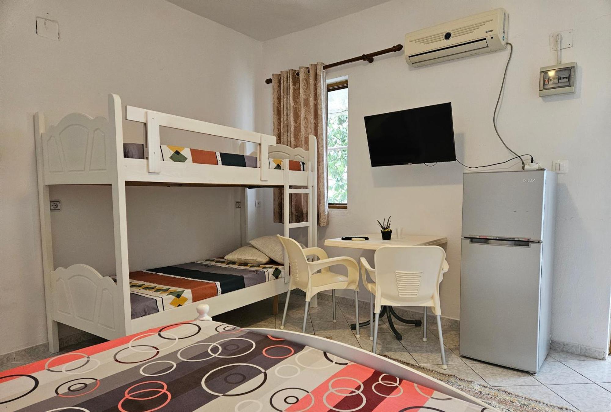 Aeria Rooms Himarë Extérieur photo